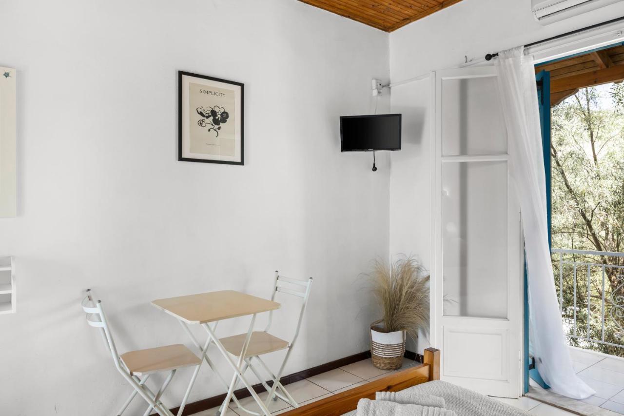 Oceanis Rooms Μικρός Γιαλός Εξωτερικό φωτογραφία