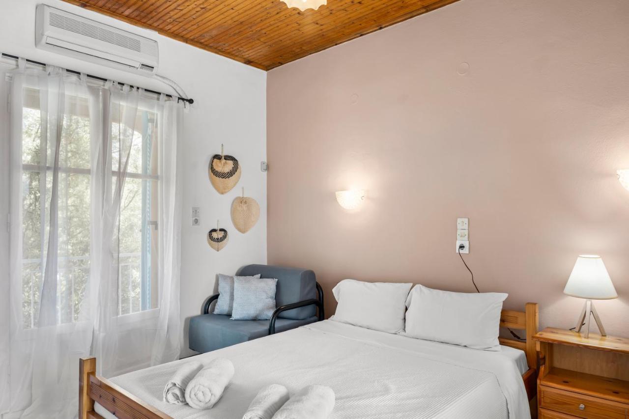 Oceanis Rooms Μικρός Γιαλός Εξωτερικό φωτογραφία
