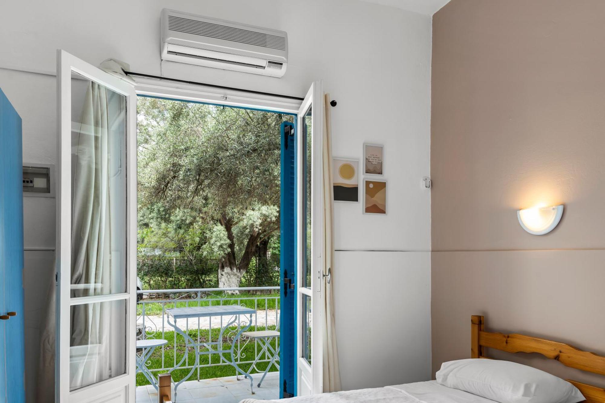 Oceanis Rooms Μικρός Γιαλός Εξωτερικό φωτογραφία